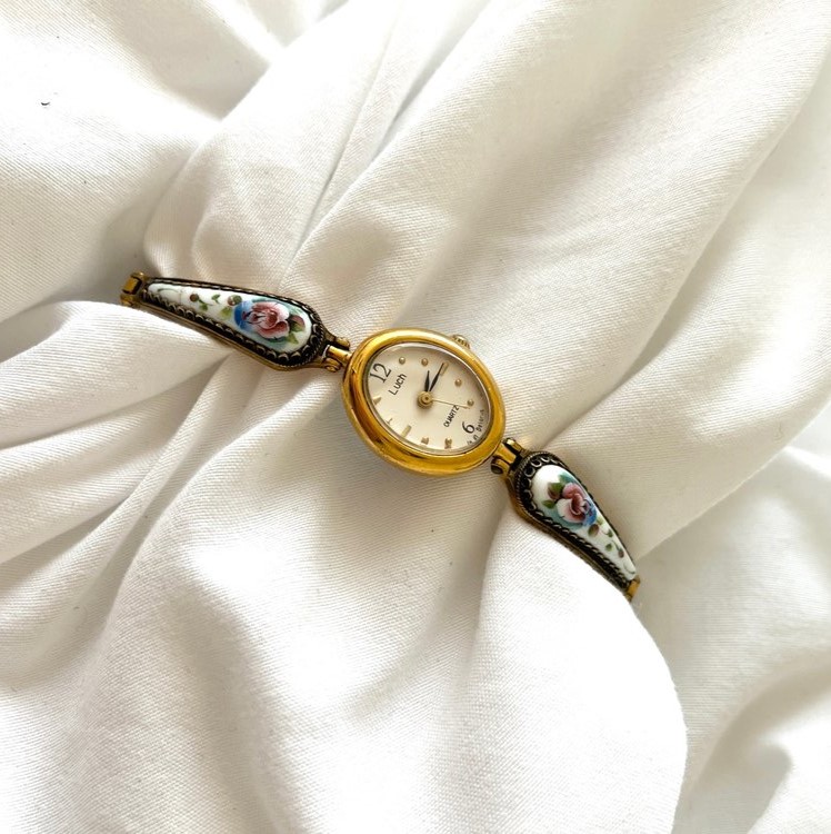 A8089EF4-A3BF-4B0D-B7C1-C398B7F9987A